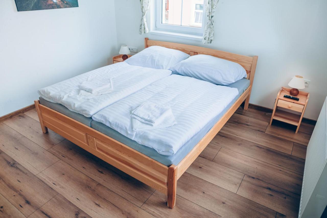 Penzion La Piccolina Novy Bor Ngoại thất bức ảnh